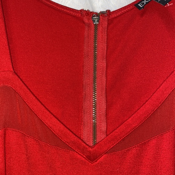EXPRESS RED V-NECK RAYON/NYLON/SPANDEX REAR ZIP MESH BODYCON DRESS SZ 8 - Picture 6 of 16